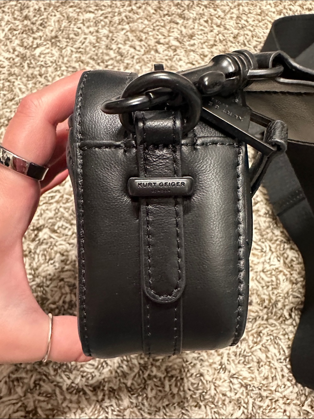 Kurt Geiger London Soho Leather Camera Bag - Picture 7 of 9